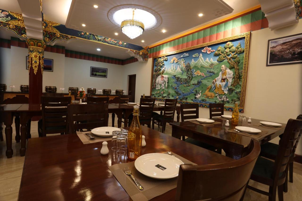 Hotel The Grand Khasdan Лех Экстерьер фото