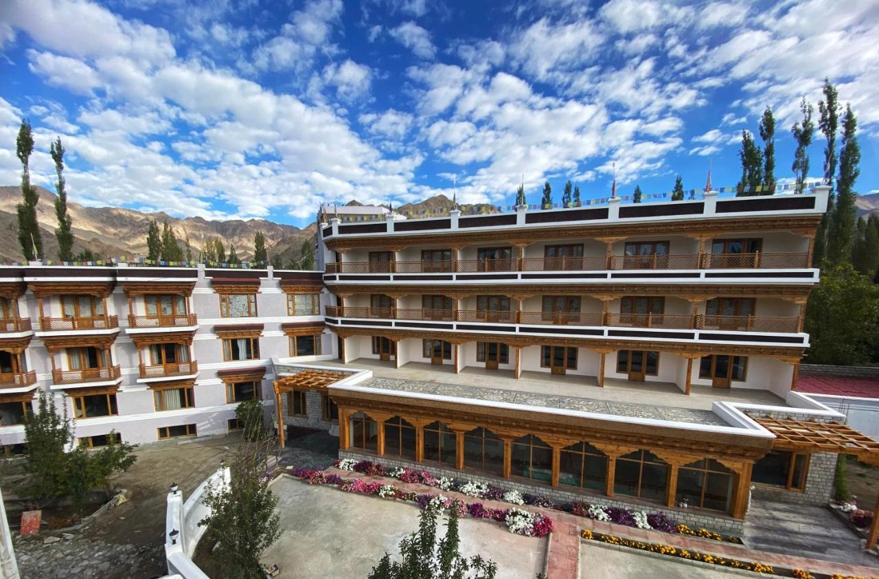 Hotel The Grand Khasdan Лех Экстерьер фото